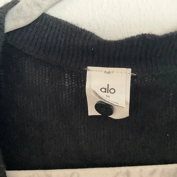 Alo Yoga Sheer Cashmere Cropped Cardigan Black M - Image 4