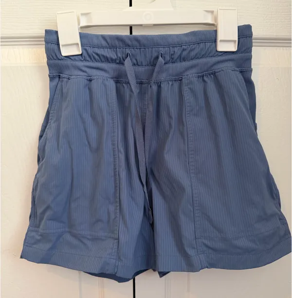 Lululemon Dance Studio High-Rise Shorts 3.5" - Image 2