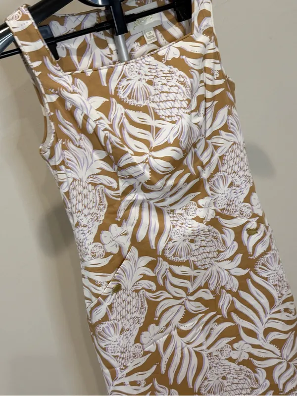 Lilly Pulitzer Tan Dress with White Tropical Floral Print NWOT - Image 3