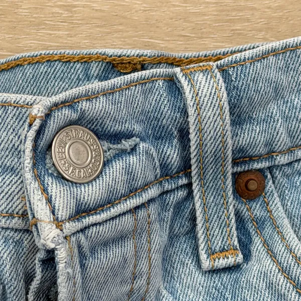 Levi’s Denim Shorts 501 - Image 6