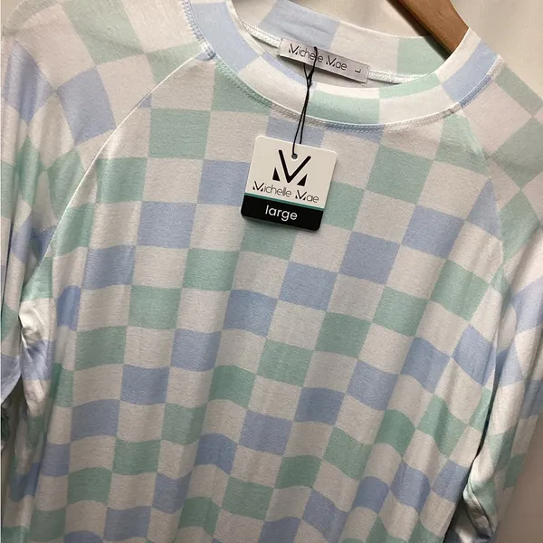Michelle Mae Checkered Long Sleeve buttery soft rayon blend Top size large - Image 2