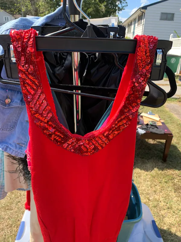 Red Gown Size M - Image 2