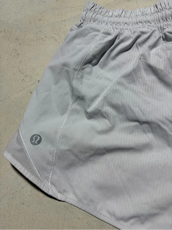Lululemon Hotty hot Women's white Elastic-Waist Active Shorts 4 - Image 5