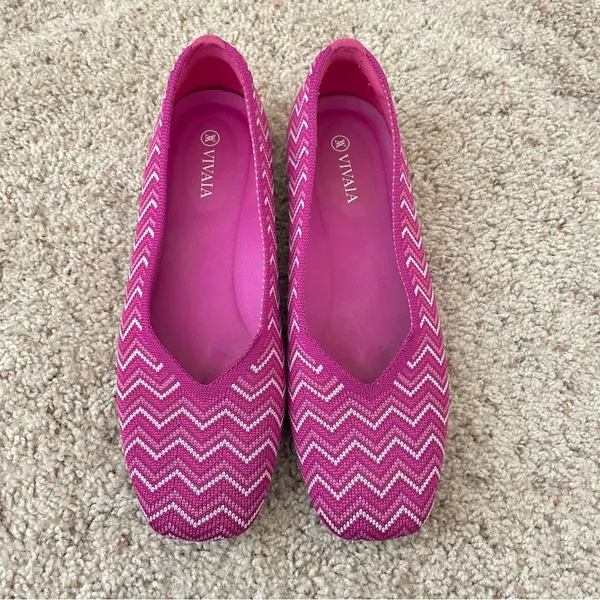 VIVAIA Square Toe V-Cut‎ Flats Margot 2.0 Orchid Multi Chevron Size 38.5 US 7.5 - Image 4