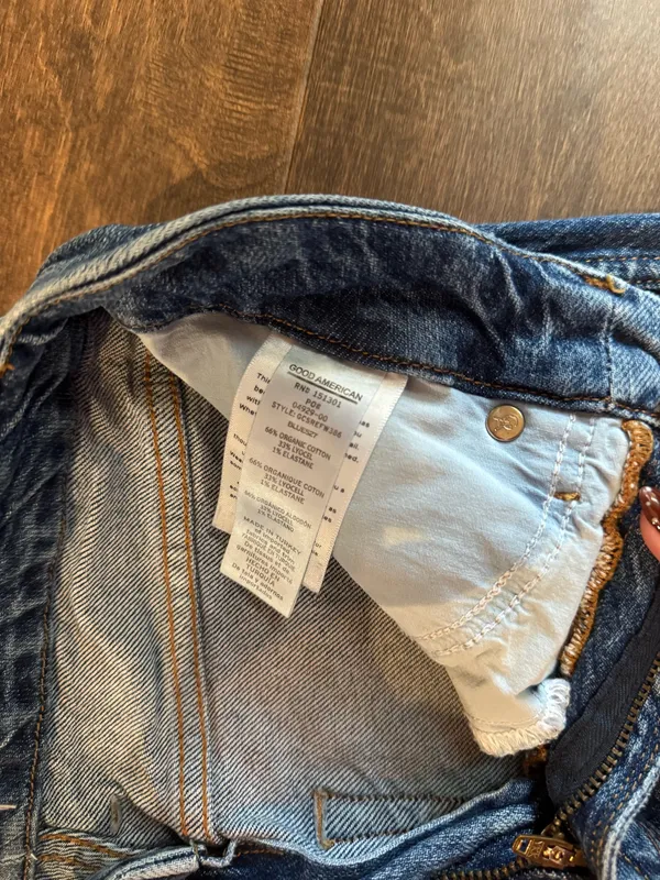Good American Jeans - Image 3