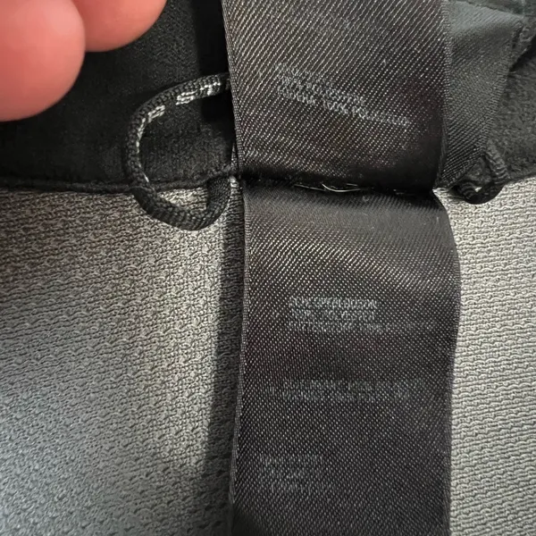 The North Face‎ Woman’s Size Large Black Fleece Full Zip Jacket - Image 4