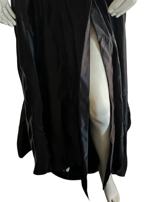 Elegant Taffeta and Sequined Ball Gown Black 8 NWOT - Image 3