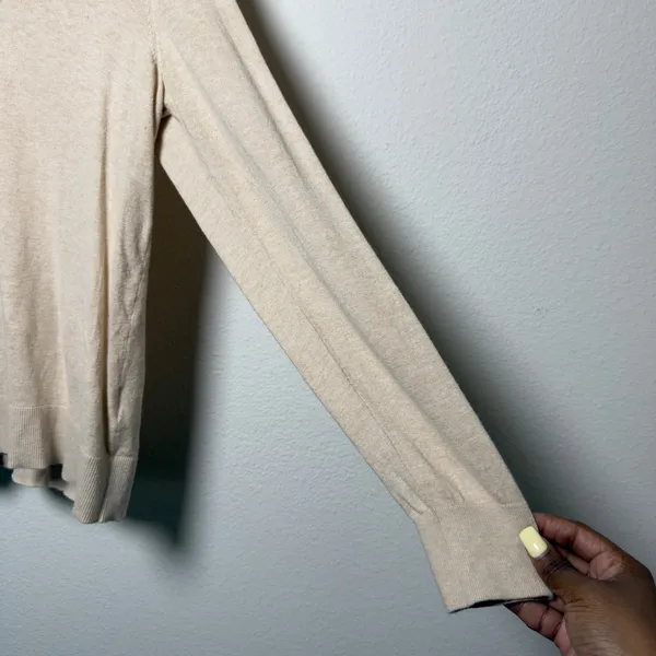 Quince Women Organic Cotton Cashmere V-Neck Sweater Medium Beige Long Sleeve - Image 6