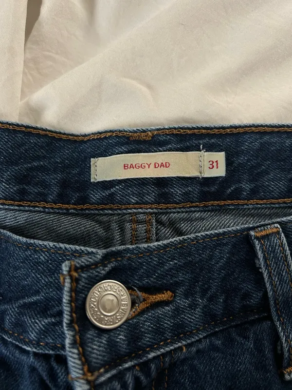 Levi's Baggy Dad Jeans - Image 7