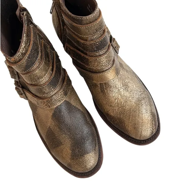 Like New Five Worlds by Cordani Leather Ankle Boots Size 9.5 Retail $268.00 - Image 5