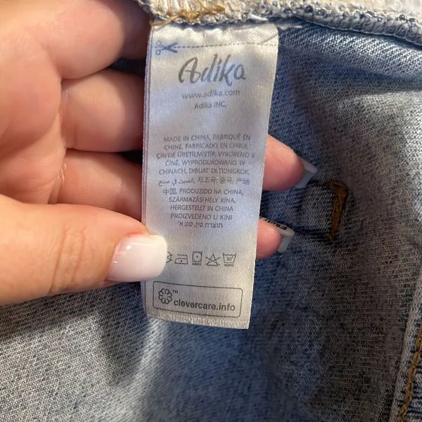 ✨Adika Destroyed Denim Sz Large Shorts✨ - Image 6