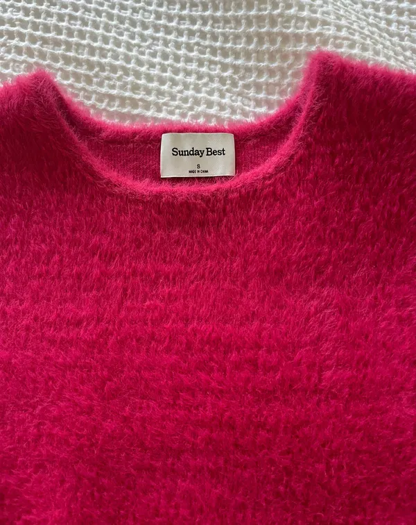 Aritzia Sunday Best Pink Crop Top - Image 2