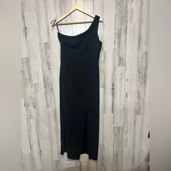 Maggy London Black One Shoulder Formal Gown | Size 6 | Elegant Slit Maxi Dress - Image 4