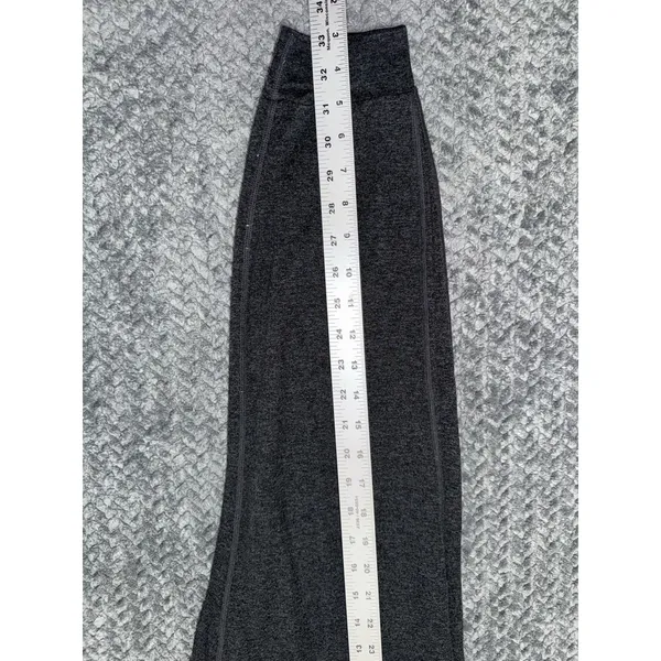 Vuori Women's harem Heather Grey Jogger Pants Size Small - Image 9