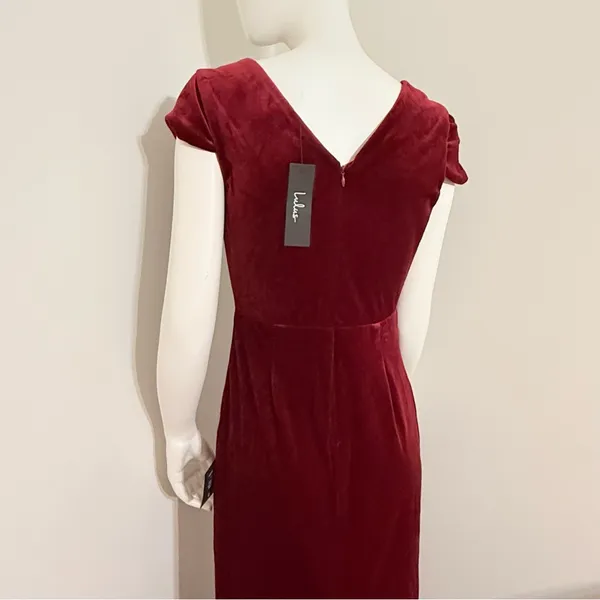 Feeling Flawless Burgundy Velvet V-Neck Maxi Dress Lulus Size S - Image 9
