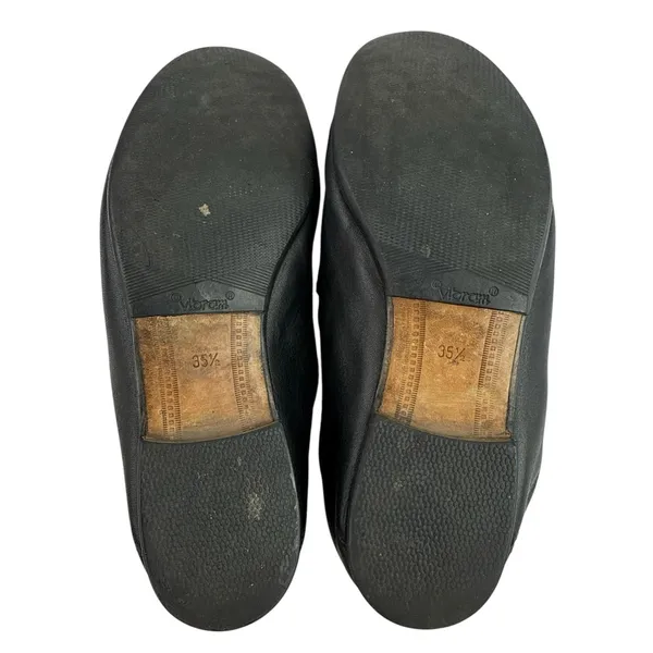 Gucci Women's Black Leather Horsebit Accent Slip On Loafers Flats 35 1/2 US 4.5 - Image 4
