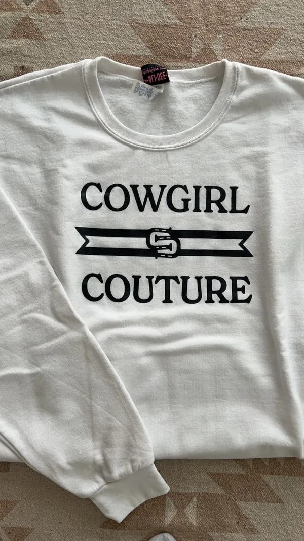 Western Cowgirl Pullover Sweatshirt White Size XL - Image 3