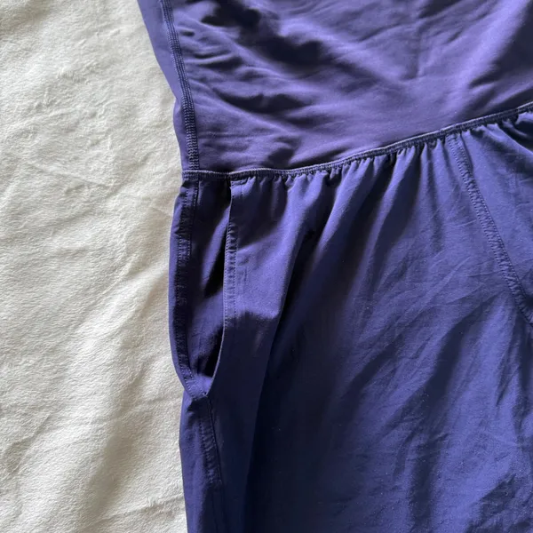 Lululemon Om Pants Purple High Rise Yoga‎ Joggers Adjustable Hem Size 6 - Image 9