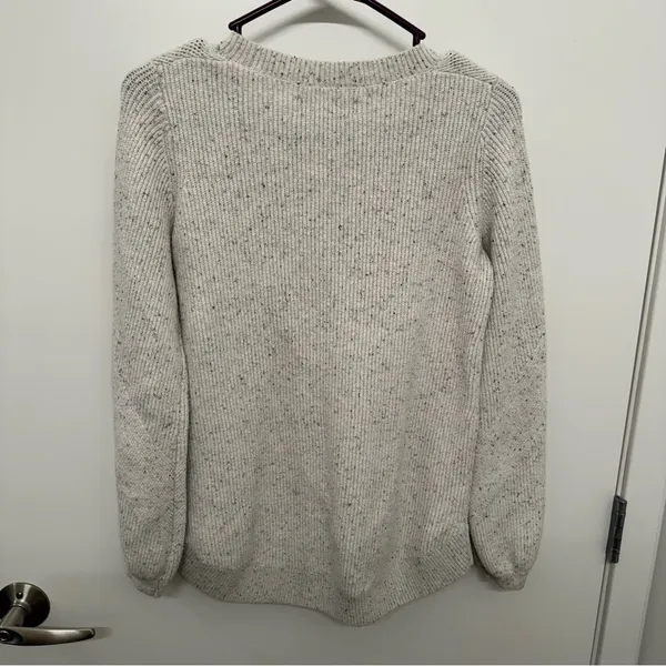 Loft Grey Sweater - Image 6