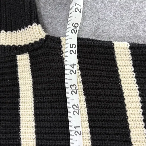 H&M oversized striped knit sweater black and white medium - Image 5