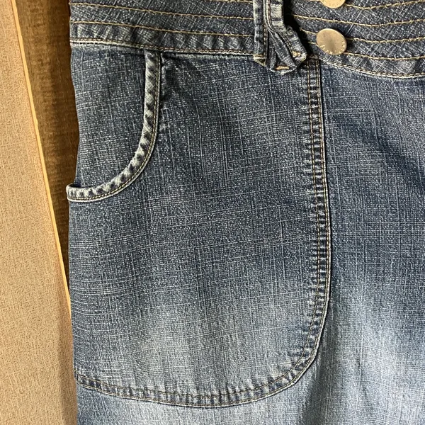FINAL MARKDOWN Denim capris 18 Blue - Image 8
