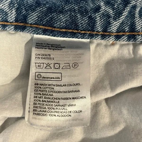 H&M &Denim Distressed Ultra High Waist 90’s Baggy Jeans Light Wash US 12/EU 44 - Image 7