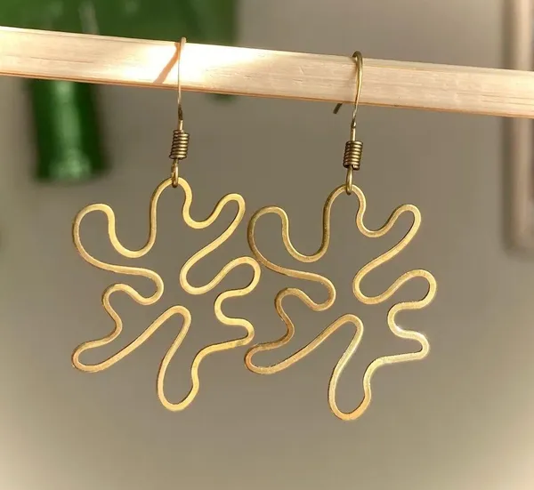 Handmade unique retro vintage hippie fairy boho funky style irregular shaped brass earrings☀️ - Image 2