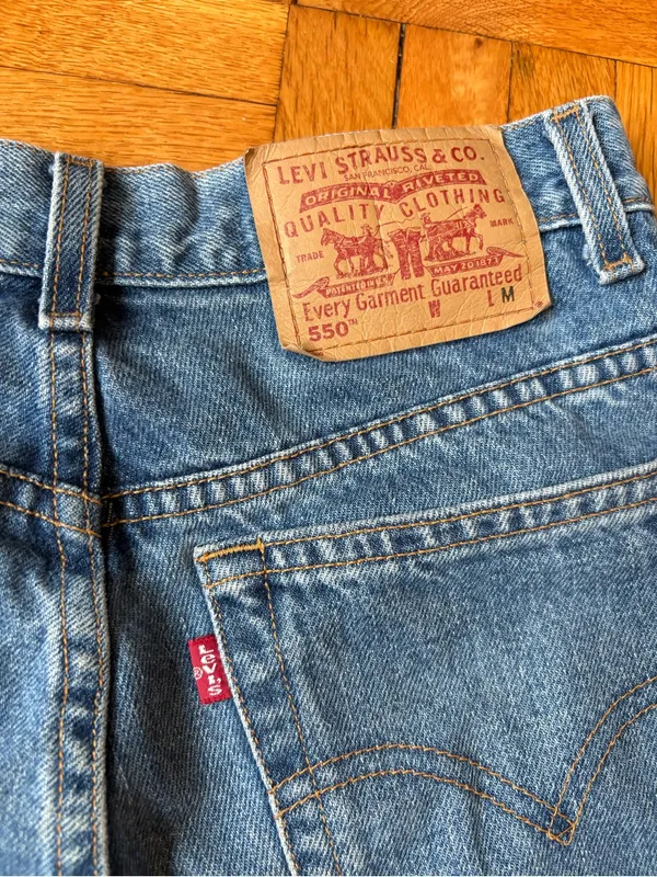 🪩 Vintage Y2K Levi’s Jeans 🪩 - Image 7