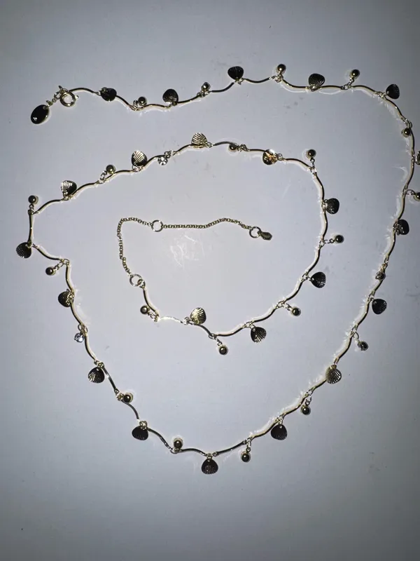 Gold Seashell and Diamond Belly Chain Silver - Image 2