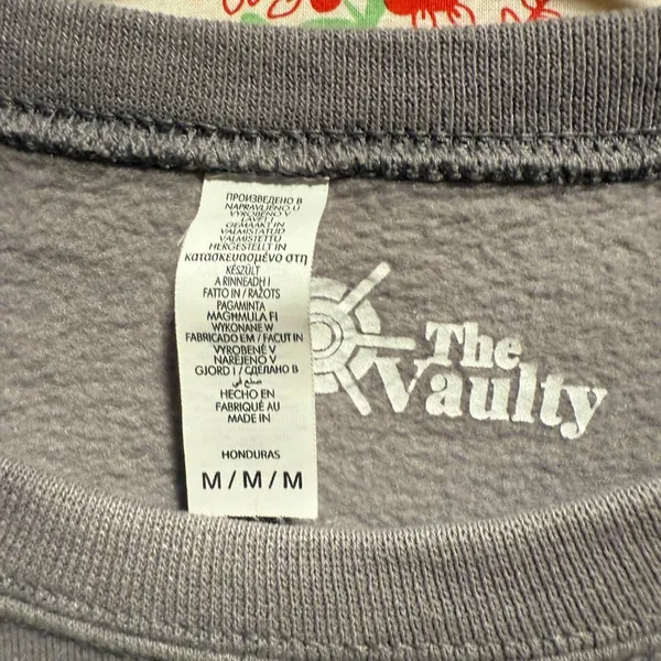 The Vaulty Holiday Sweatshirt Yellow Size M - Image 2