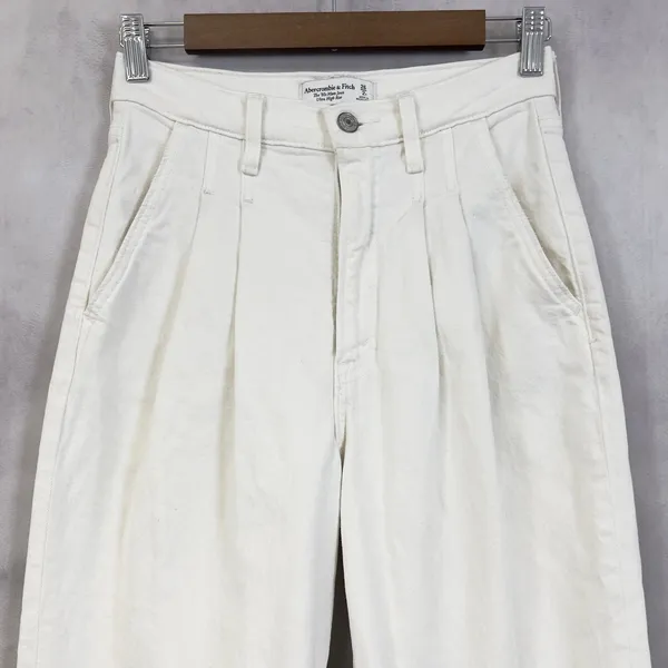 Abercrombie Fitch The 80s Mom Jean Women 26‎ White Pleated Ultra High Rise Indie - Image 3