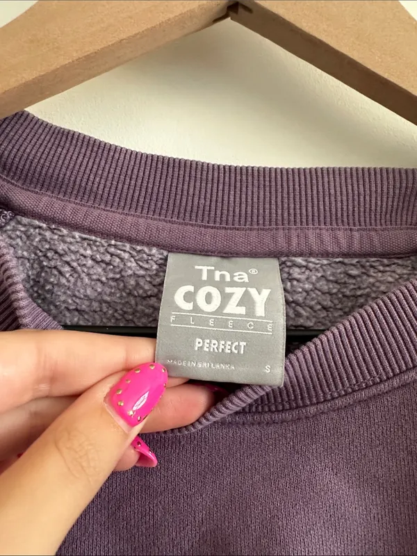 TNA cozy fleece cropped crew neck Purple - Image 3
