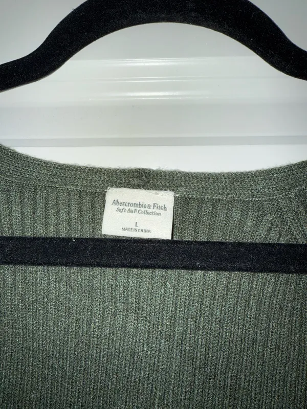 Abercrombie Sweater - Image 3
