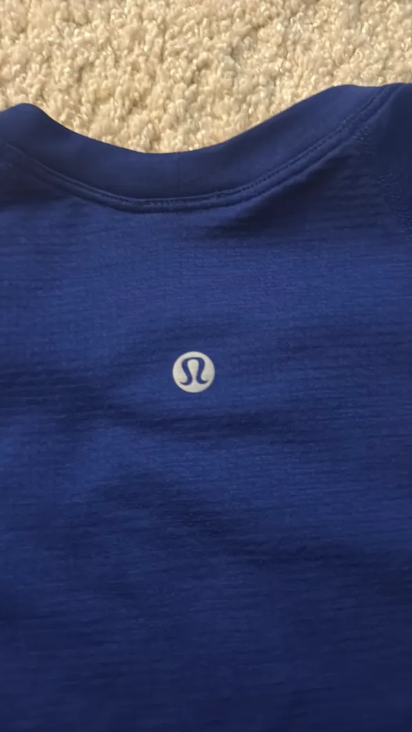 Lululemon Swiftly Tech Short Sleeve Cropped - Image 3