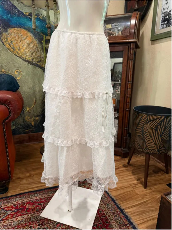 Vintage Periwinkle Lace Tiered Maxi Skirt Cream White Prairie Cottagecore M USA - Image 3
