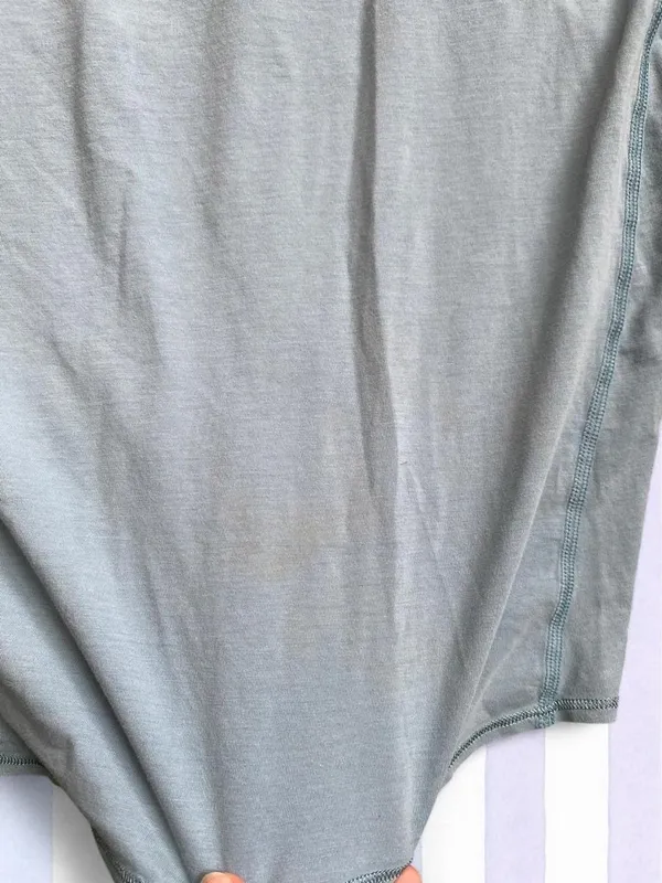 Lululemon Light Blue Gray Knot-Front Racerback Tank Top size small - Image 4