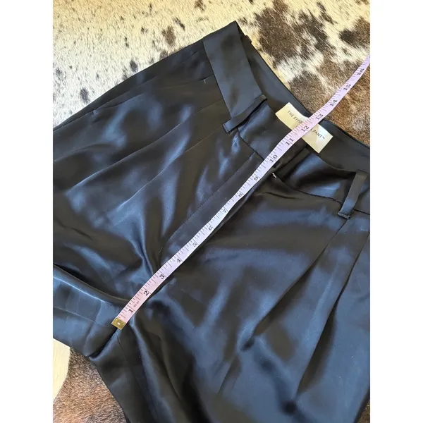 Aritzia The Effortless Pant Satin‎ In Black Size 6 - Image 6