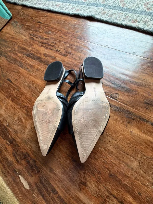 Vince Camuto Black Leather Pointed Toe Slingback Heels Size 10M - Image 7