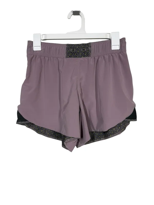 Lululemon Go The Distance Reversible Short Szie 8 - Image 3