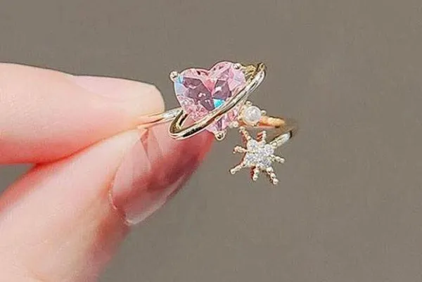 18K Gold Plated Adjustable Pink Crystal Love Heart Ring for Women - Image 2