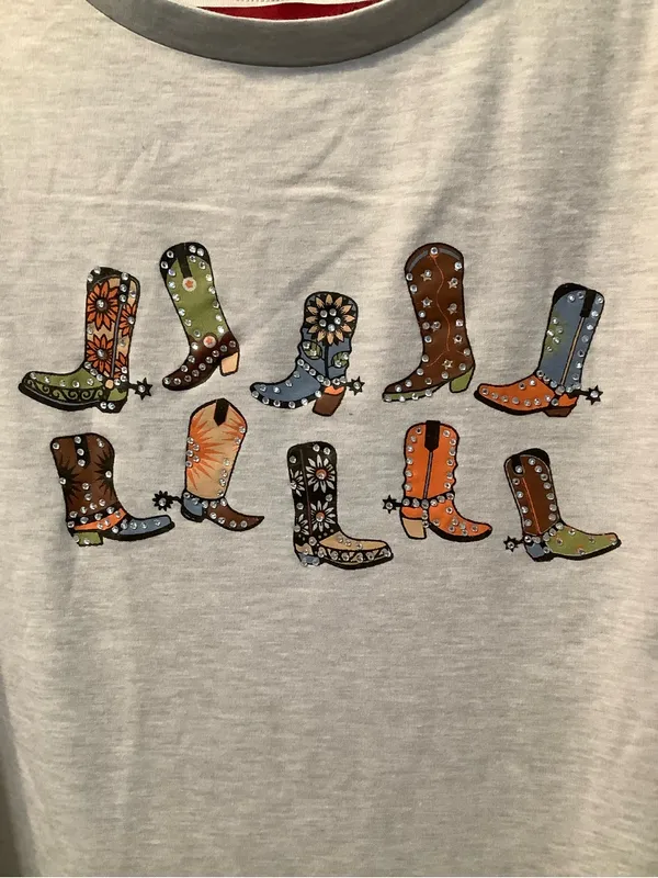 Love Scarlett Light Gray Short Sleeve Tee with Colorful Cowgirl Boots Motif NWT - Image 4