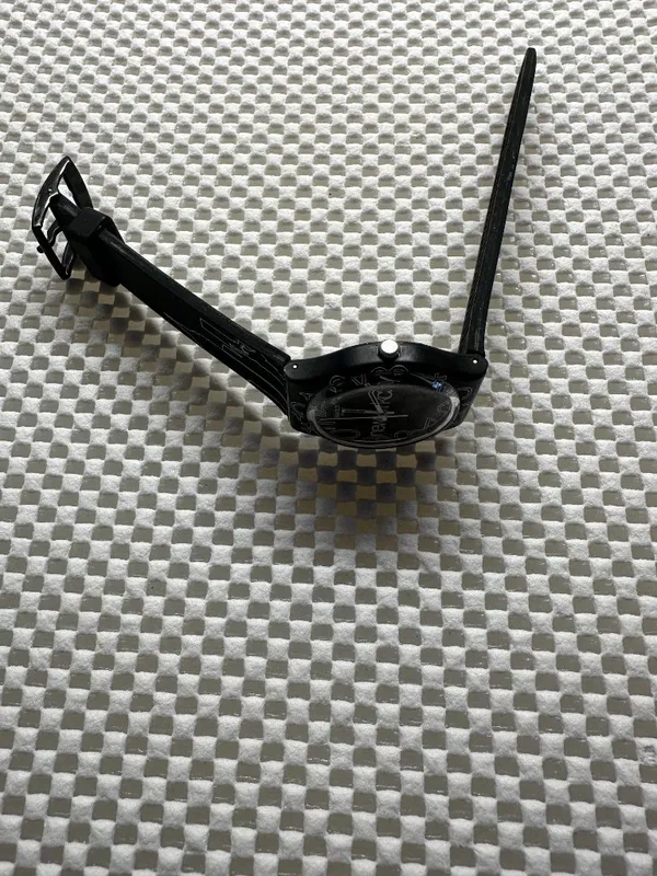 Swatch Watch Lines In The Sky GZ209 Classic 2009 - Image 6