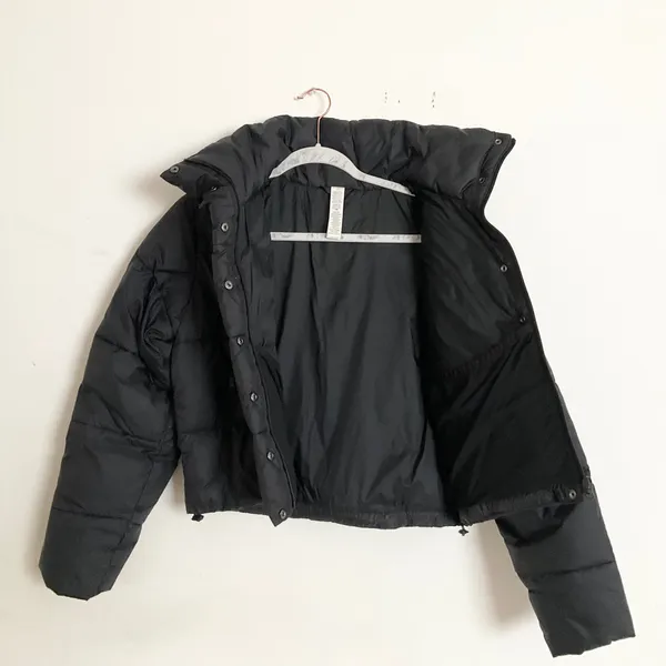 Alo Yoga Gold Rush Puffer Black XS - Image 5