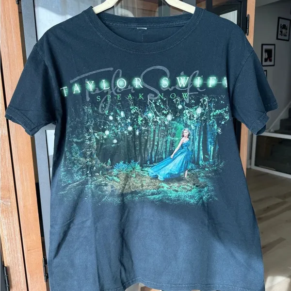 Vintage Taylor Swift Speak Now Concert Tour T Shirt 2010 short sleeve tee - Image 5