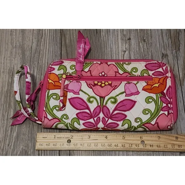 Vera Bradley Women's‎ Lilly Bell Zip-Around Wristlet Pink White Cotton Quilted - Image 3