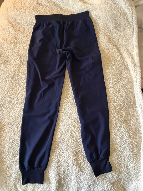 Scrubs Set - Image 8