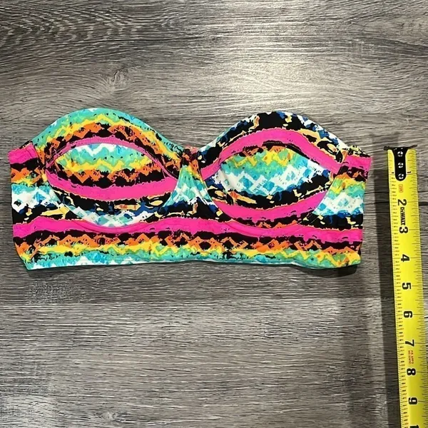 Delia’s NWOT Bando bikini top - M - Image 6