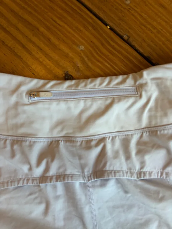 Lululemon Shorts Lined Light Blue High-Rise 4" - Image 3