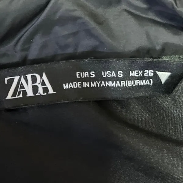 Zara Women's Black Long Sleeve Quilted Puffer Outdoor Winter Coat Jacket Size S - Image 4