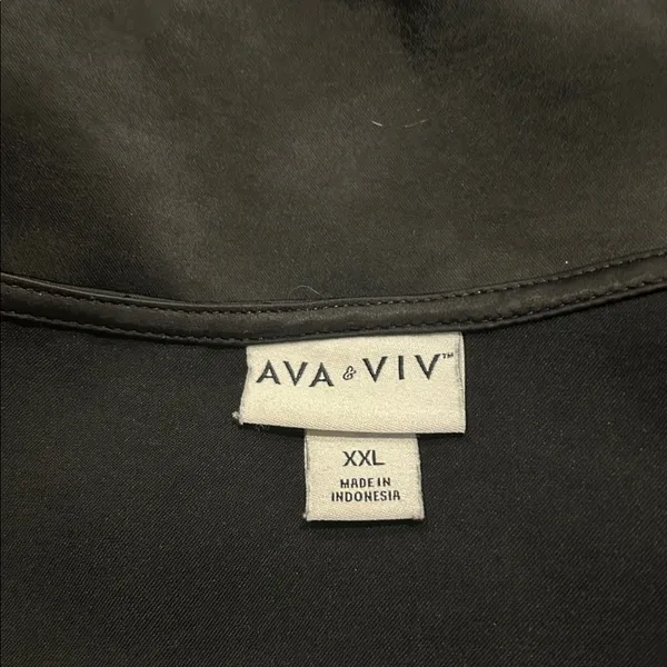 AVA & VIV silky black camisole - Image 5